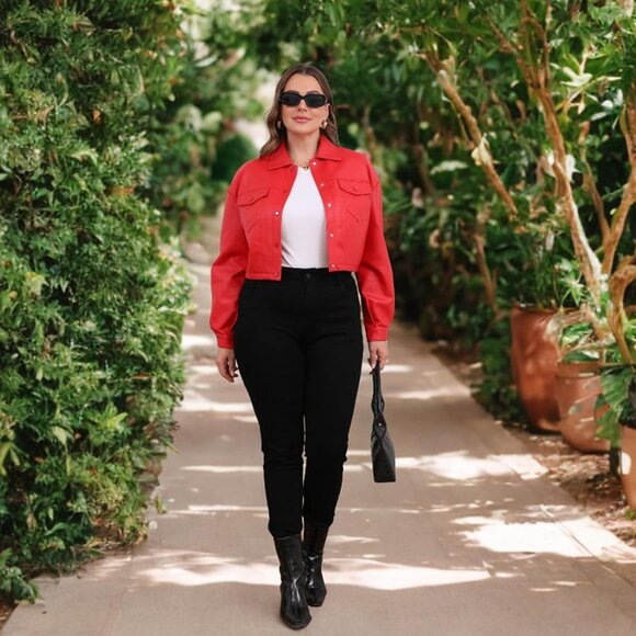 Women Red Cropped Moto Biker Short Comfortable Pu Faux Leather Fashion Jacket - Picture 4 of 7